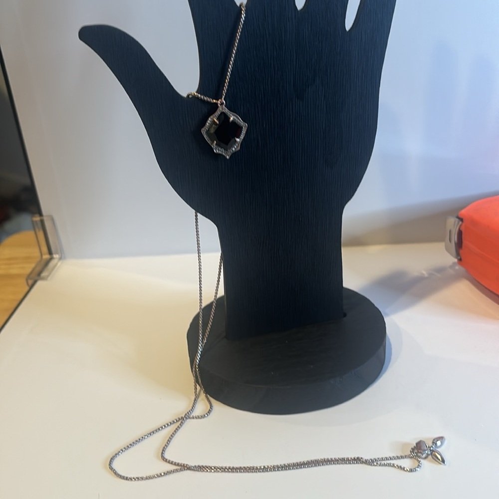 Kendra Scott Kacey Black Pendant Necklace - Picture 2 of 3